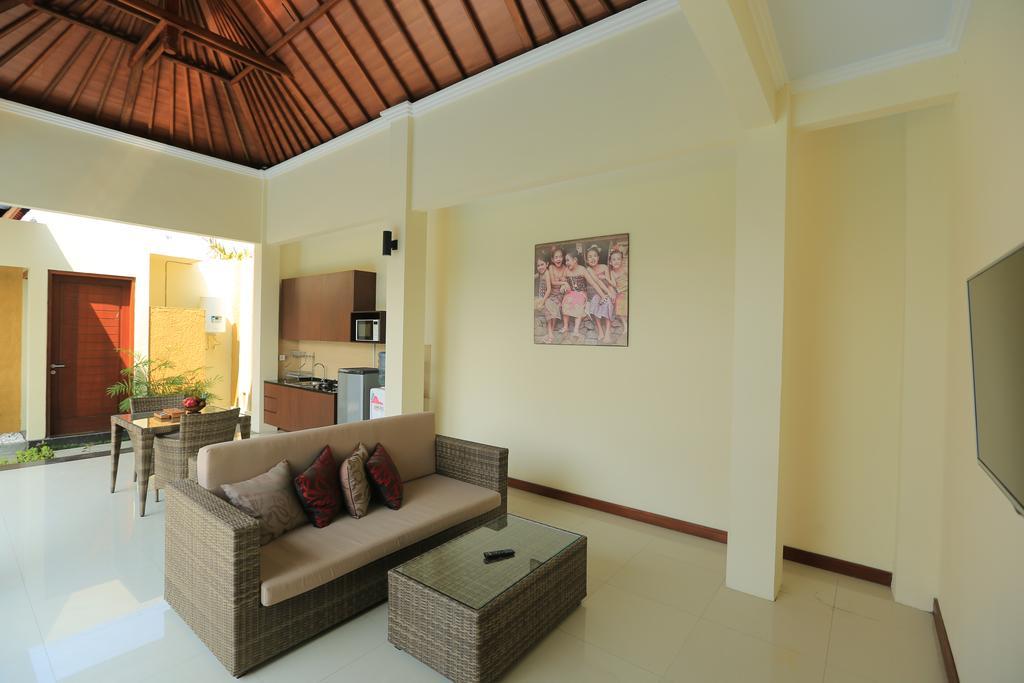 Putri Bali Villa Семиньяк Экстерьер фото