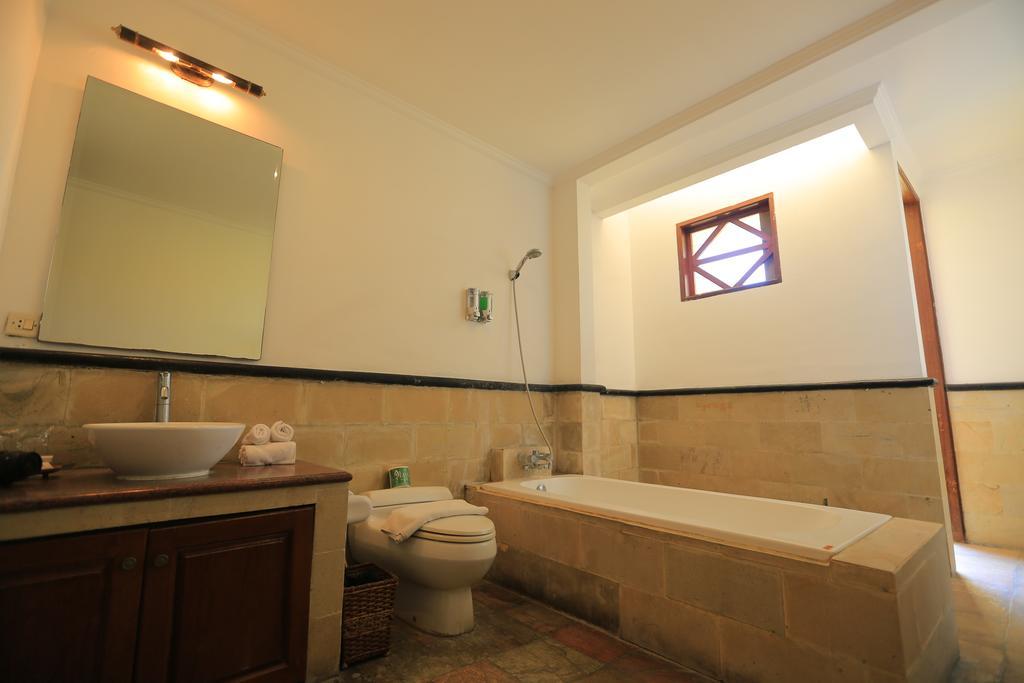 Putri Bali Villa Семиньяк Экстерьер фото