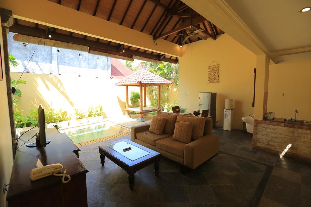 Putri Bali Villa Семиньяк Экстерьер фото