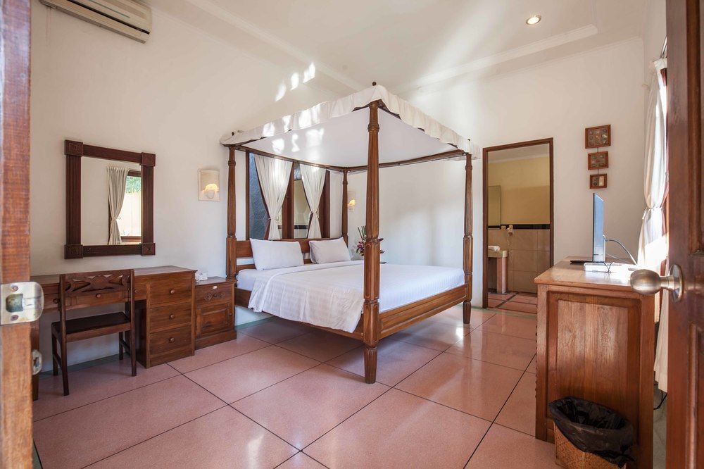 Putri Bali Villa Семиньяк Экстерьер фото